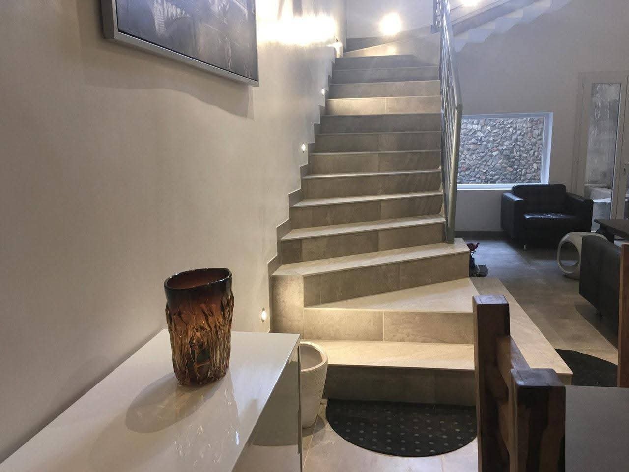SUPERBE MAISON / DUPLEX MEUBLÉ